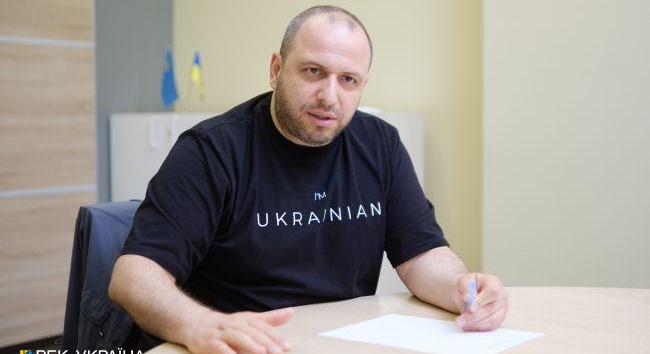 Umerov felszólította a világ hadiipari vállalatait, hogy fektessenek be az ukrán fegyvergyártásba