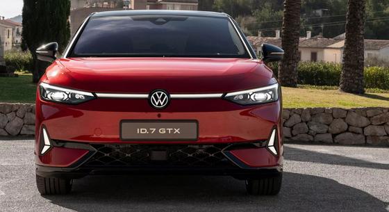 Mint a katapult: 340 lóerős új villanyszedán a VW-től, itt az ID.7 GTX