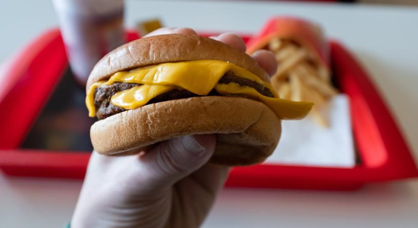 Folytatódik a burgerháború a Meki és a Burger King között: a magyarok keményen letették a voksuk