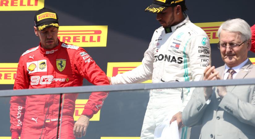 Vettel egyik legvitatottabb manővere az F1 egyik legkínosabb jelenetébe torkollott