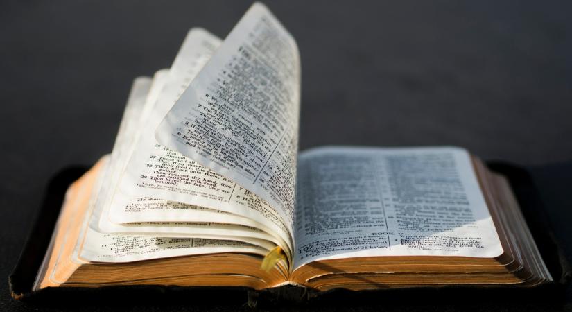 Muszlim diáktársa miatt nem olvashatott fel a Bibliából egy bécsi gimnazista