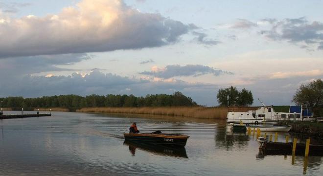 Két új, csak vízen megközelíthető kilátótorony is épül a Tisza-tavon – Mutatjuk, hogy fognak kinézni!