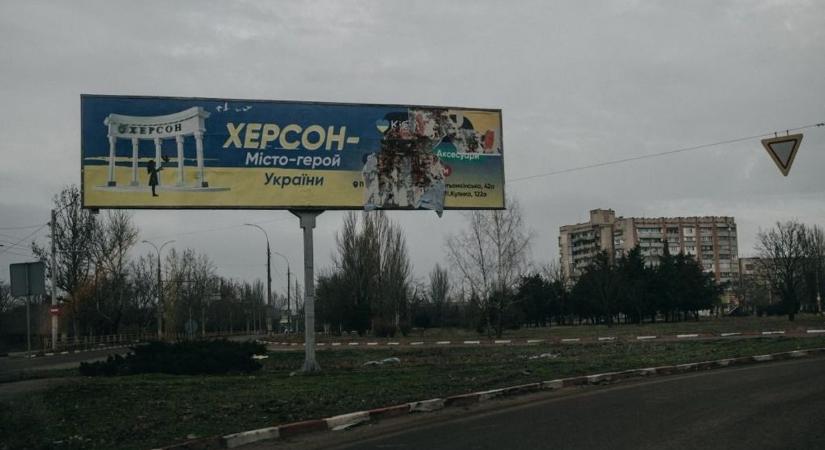 Evakuálják az ukrán közigazgatást Herszonból