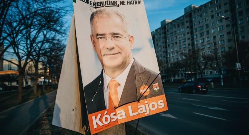 Fideszes plakátokat rongáltak meg a VIII. kerületben, a Momentum Mozgalom önkormányzati képviselője lehet az elkövető