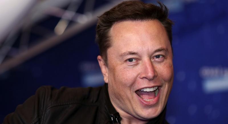 Elon Musk más cégeihez küldi a Tesla AI chipjeit, hogy ne a raktárban porosodjanak
