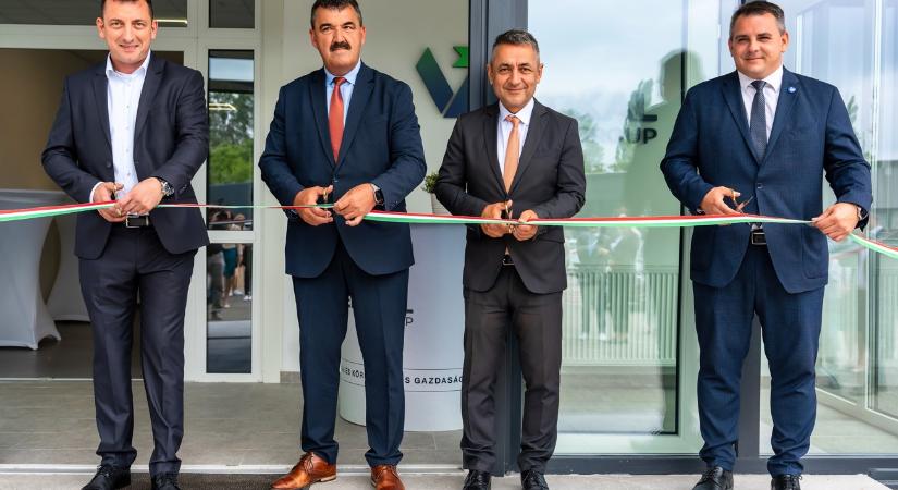 Átadásra került a VERTIKAL Group Nyrt. 2,5 milliárd forint értékű dombóvári technológiai fejlesztése