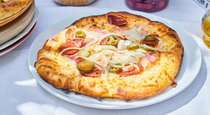 Zsolti-féle castello pizza