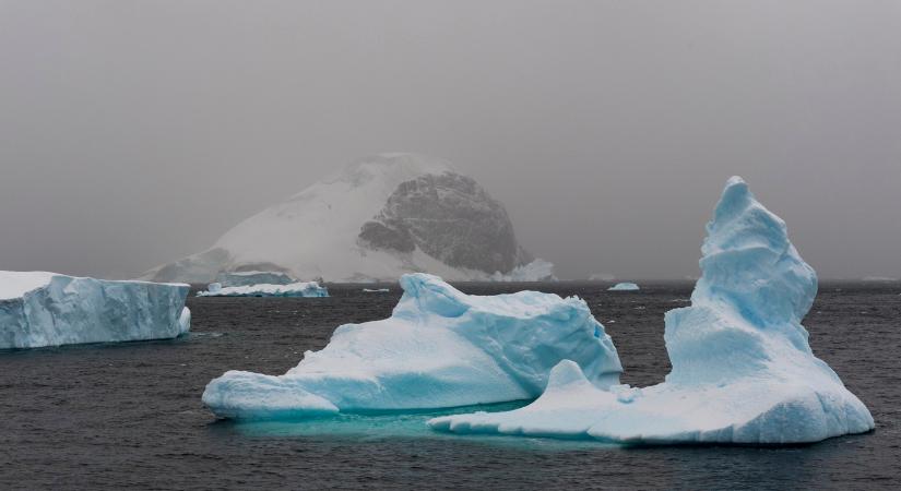 Ősi jég alatti világot fedeztek fel az Antarktiszon, ez teljesen új megvilágításba helyezi a fagyos földrészről eddig tudottakat