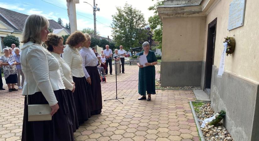 Emléktáblát avattak a gyulai németek letelepedésének 300. évfordulója alkalmából – galériával
