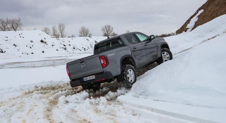 VW Amarok – az év pick-upja – triplázott