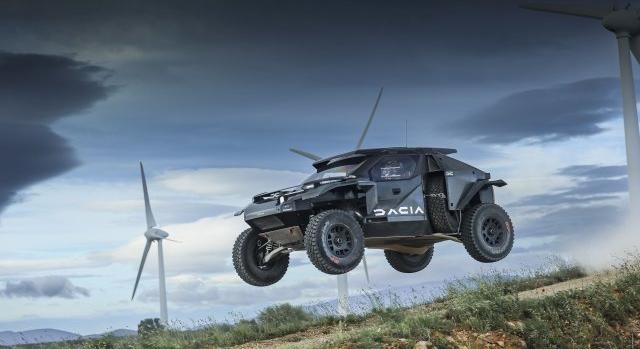 Repülve készül a Dacia Sandrider a Dakarra