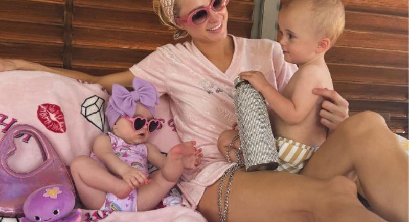 Paris Hilton műhasat hordott, mielőtt terhes lett volna