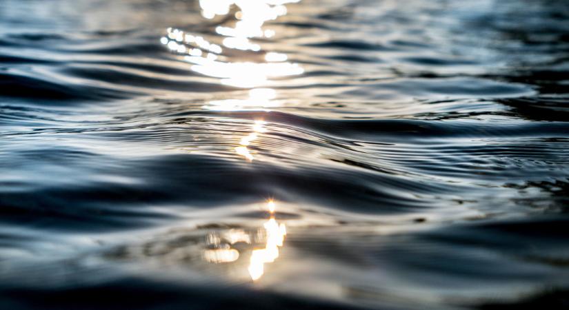 Azért a víz az úr: hatalmasra duzzadt az Arany-patak Szombathelynél  Fotó