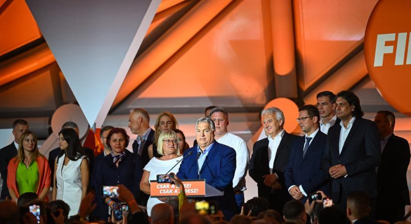 Orbán: Négy stoppal üzentünk az Európai Uniónak