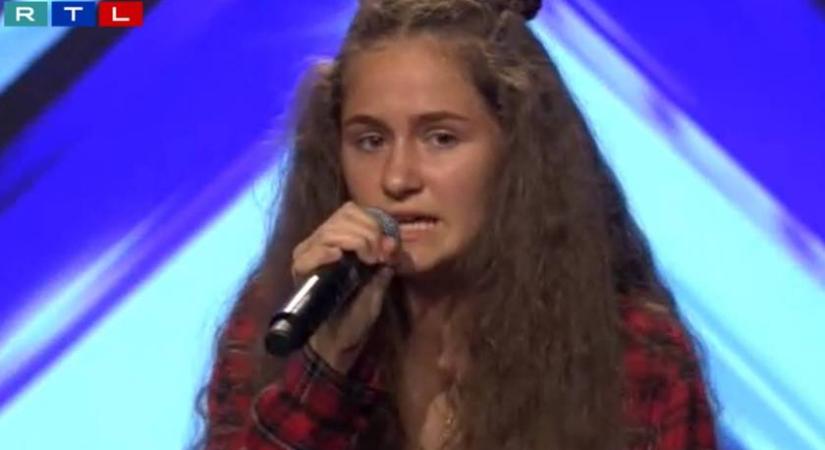 A 2018-as X-Faktorban 14 évesen szerepelt: a gyönyörű énekesnő klipjei ma 10 milliós nézettséget hoznak
