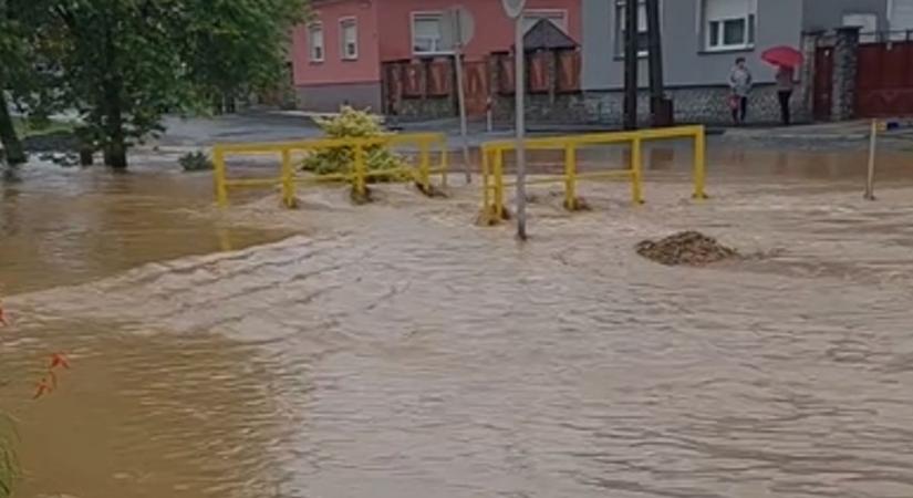 Víz alá került Horvátzsidány egy része - videó