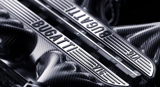 Jövő héten jön a szívó V16-os vadonatúj Bugatti
