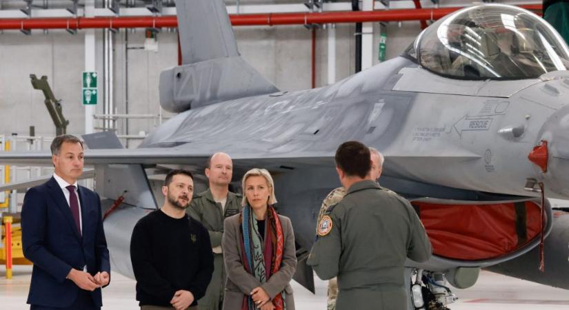 Közép-európai országokban tárolhatja Ukrajna a nem bevetésen lévő F-16-osait