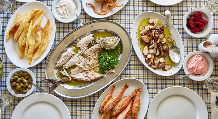 Így esznek a ciprusiak – a mezzézés művészete