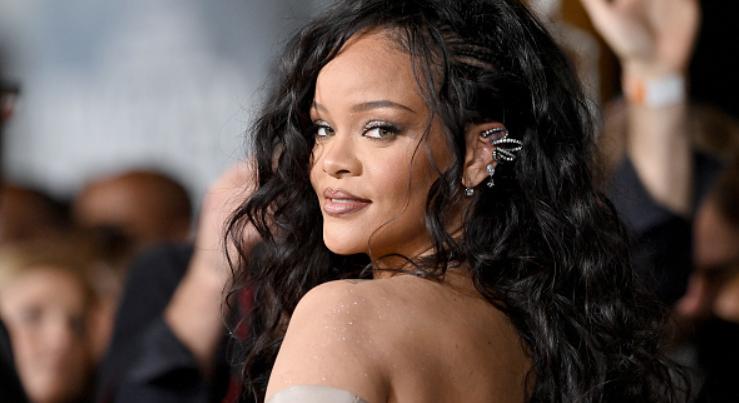 Készen áll a harmadik babára Rihanna?