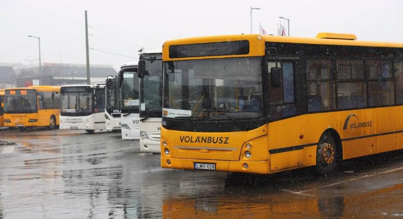 A Sajó áradása miatt több Volán járatnál kimaradnak megállóhelyek