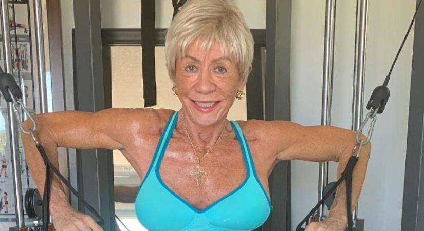 Nézze meg bikiniben a 80 éves izomnagyit, aki férfiakkal szemben is aratott a testépítő versenyen – fotók