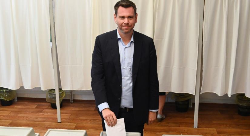Szavazatok újraszámlálása: Vitézy Dávid bejelentést tett