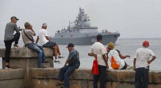 Orosz hadihajók érkeztek Kubához