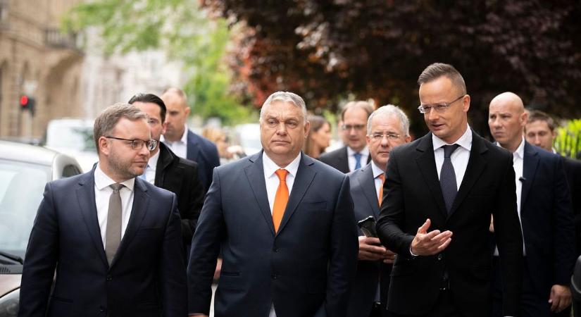 Orbán Balázs 8 millióval többet keresett tavaly, mint Orbán Viktor