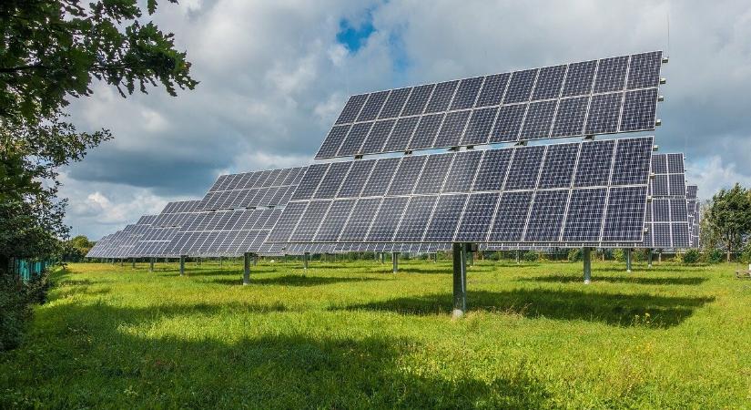 Kiszálltak a kínai cégek az egyik legnagyobb romániai napenergia projektből