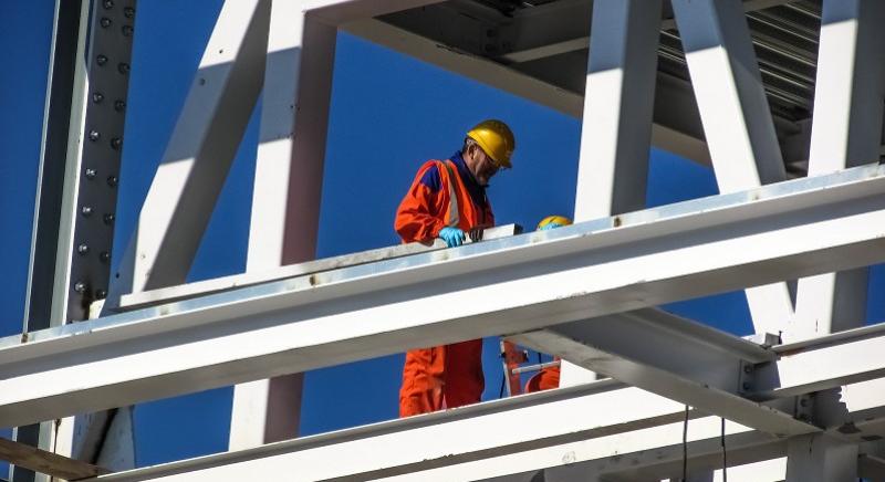 OPTEN: idén áprilisban is csökkent az építőipari társas vállalkozások száma