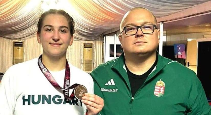 Eb-bronzérmet nyert a soltvadkerti Virág Zsófia