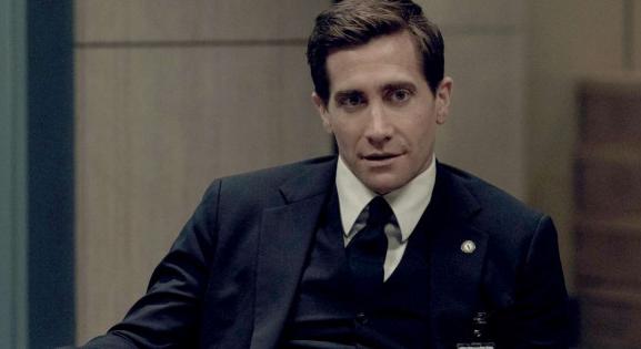 Jake Gyllenhaal nagy formában van a tárgyalótermi dráma főhőseként