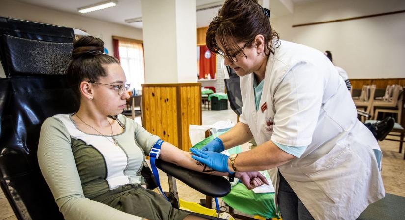 Egy donor vérével akár három életet is megmentenek
