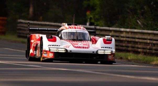 Elcsente a Porsche a Cadillac pole-ját Le Mans-ban
