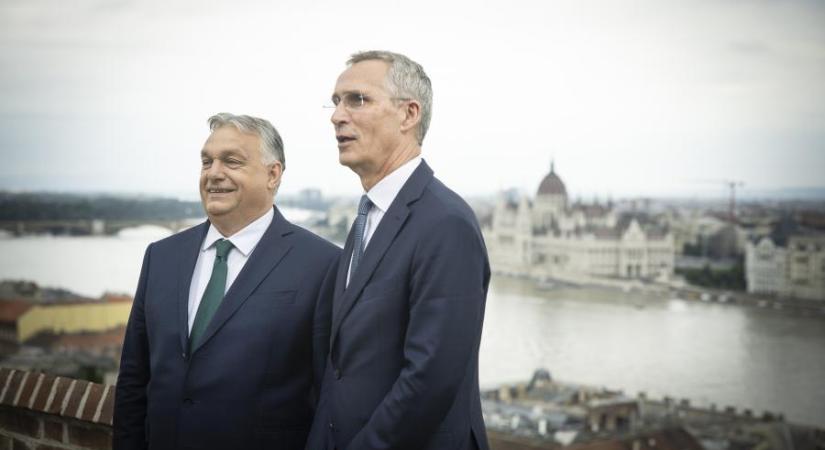 Vsquare: Már a NATO-n belüli információáramlást akadályozzák a magyar kormány lojalitásával kapcsolatos kétségek