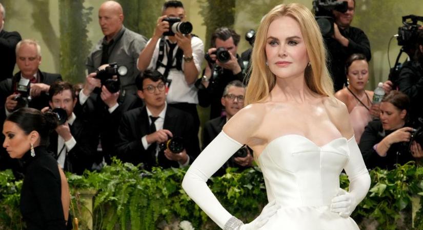 Nicole Kidman új szintre emelte a meztelenruha fogalmát
