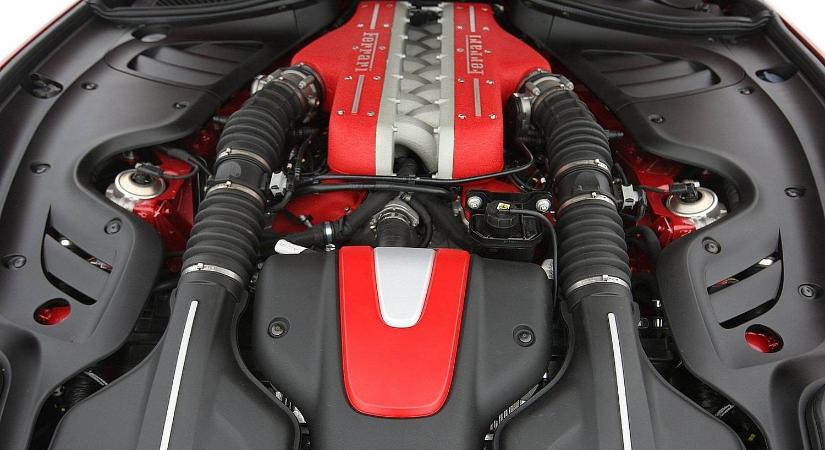 A Ferrari addig gyárt V12-es motort, amíg az legális