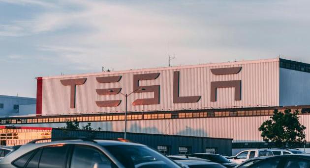 Félig már Musk zsebében van a felfoghatatlan összegű Tesla-fizetés