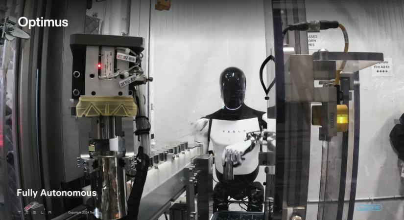 Jövőre már több ezer Optimus robot dolgozhat a Teslánál – jelenleg kettő teljesít szolgálatot