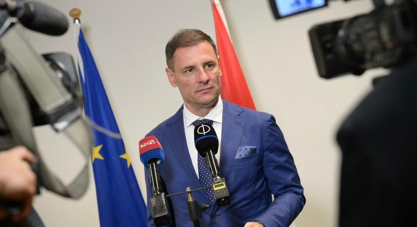 Tuzson Bence: Magyarország a brüsszeli büntetés ellenére sem fog meghátrálni a migráció kérdésében