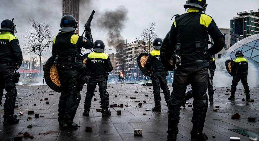 Közel 500 robbantásos támadást követtek el idén Hollandiában