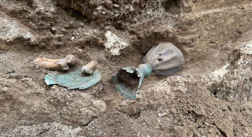 Ezüstkincseket találtak a Tisza-tónál