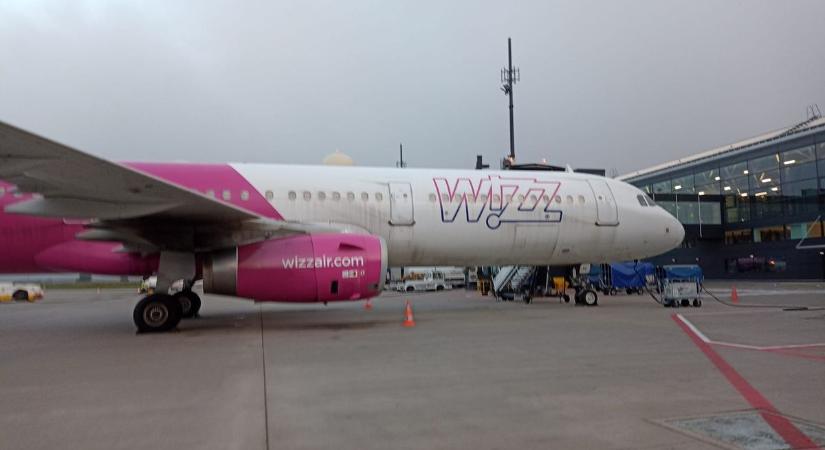 Ezt történt a Wizz Air szurkolói járatával, a légitársaság közleményt adott ki