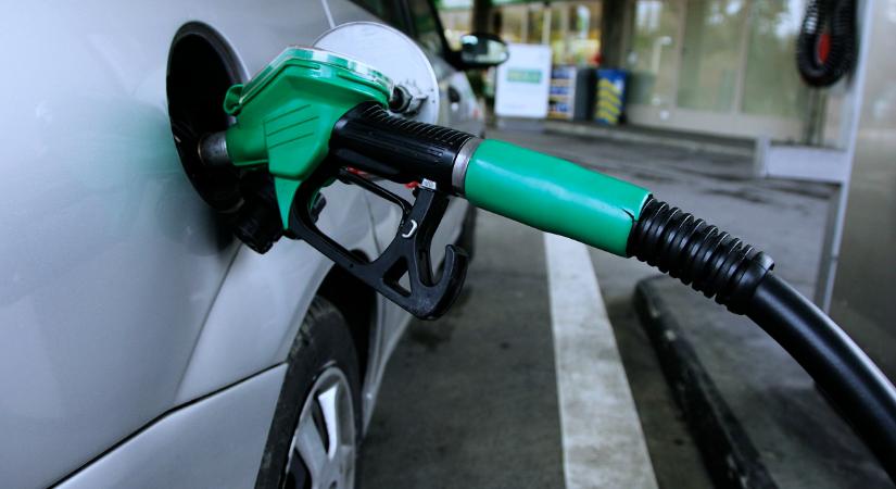 A benzin heti átlagára alacsonyabb, a dízelolajé magasabb a régiós átlagnál