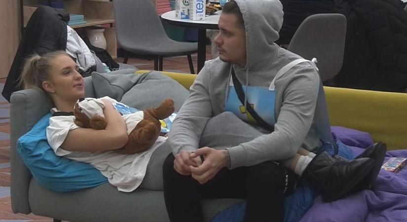 ValóVilág10 powered by Big Brother: VV Virág nem a Villában meztelenkedett először kamerák előtt?