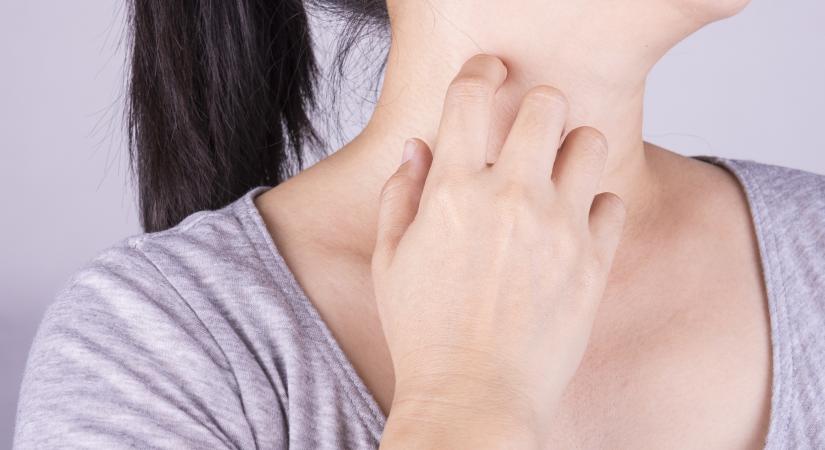 Bőrrák tünetek: ilyen korai jelekről ismerheti fel időben