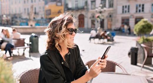 Külföldi vakáción még fontosabb eszköz lehet a mobilunk