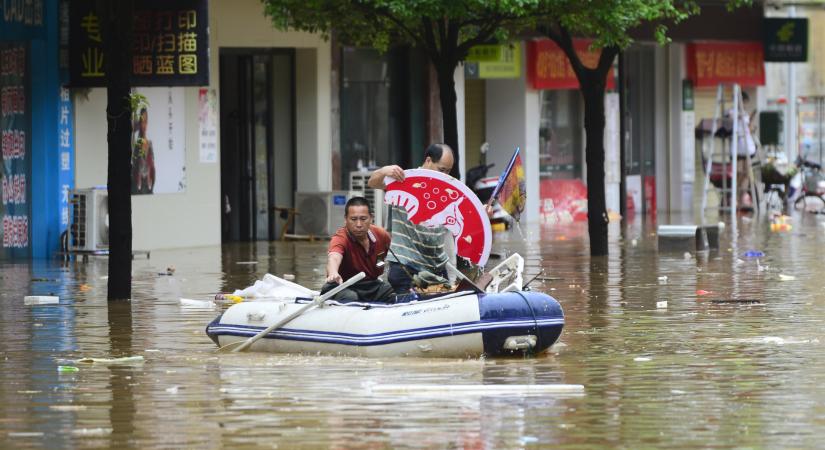 Szélsőséges időjárás tombol Kínában