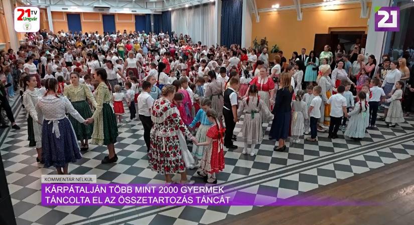 Kommentár nélkül (2024.06.16) Kárpátalján több mint 2000 gyermek táncolta el az összetartozás táncát (videó)